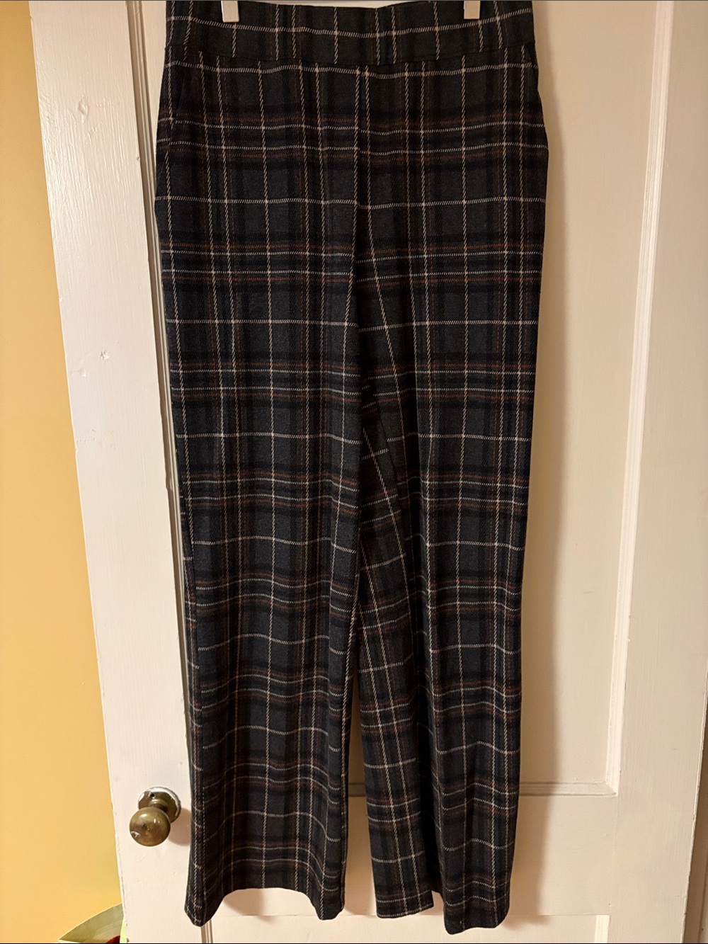Wide Leg Plaid Trousers in Black and Brown